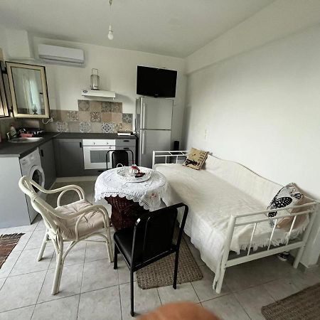 Appartement Malamo à Ampelo Extérieur photo